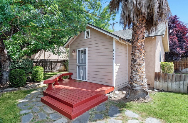 Private Old Fig Garden 1-Bedroom Home