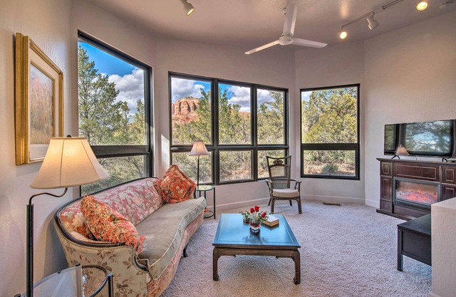 NOUVEAU! Sedona Apt. w / patio privé et vues Red Rock