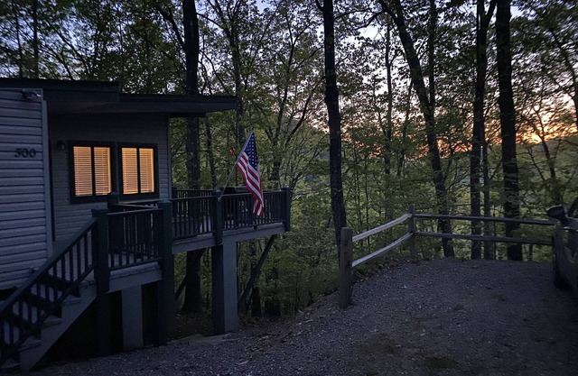 Private, peaceful mountain cabin in the woods with pretty views and sunsets.