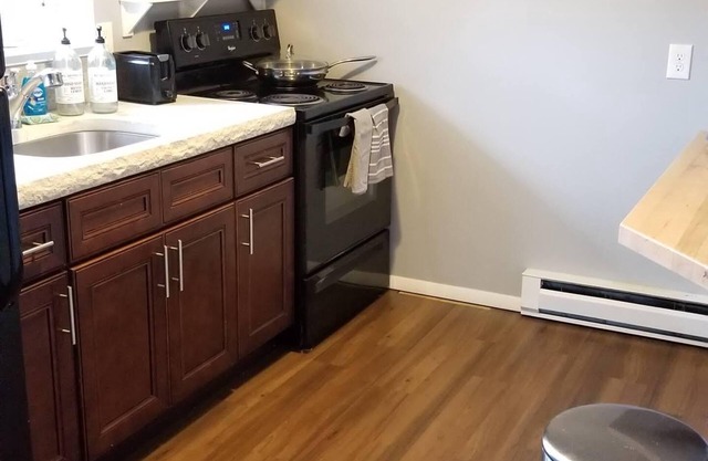 Private Pennsburg Unit with W/D