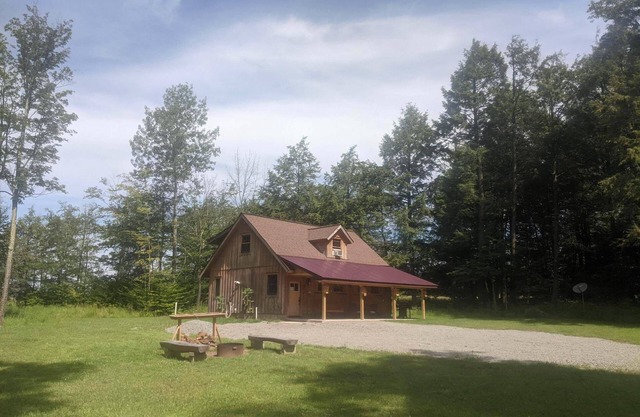 Private, Pet-Friendly, Cozy Cabin