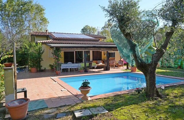 Villa à Ameglia avec 2 chambres à coucher, 5 couchages