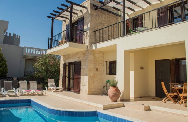 Piscine privée ★ Zone barbecue ★ Vue sur la mer