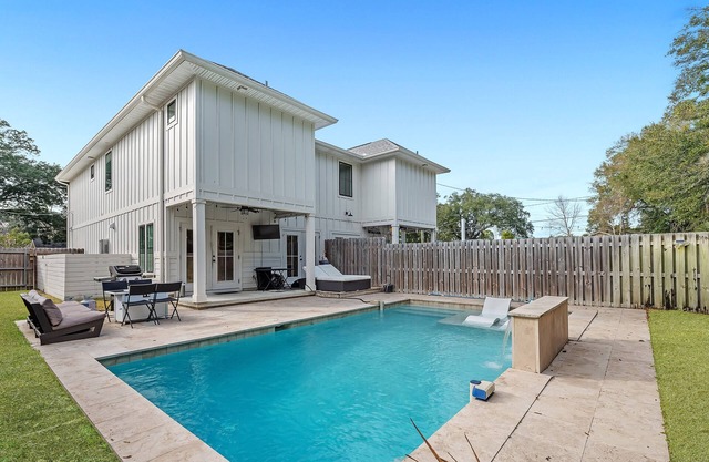 Private Pool, Dog-Friendly | Downtown Pensacola | My Beach Getaways