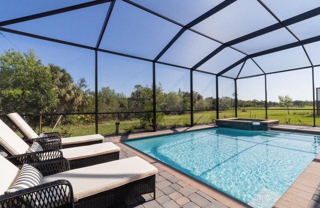 Private pool home with Golf Course view Heritage Landing Golf Resort 30 night minimum