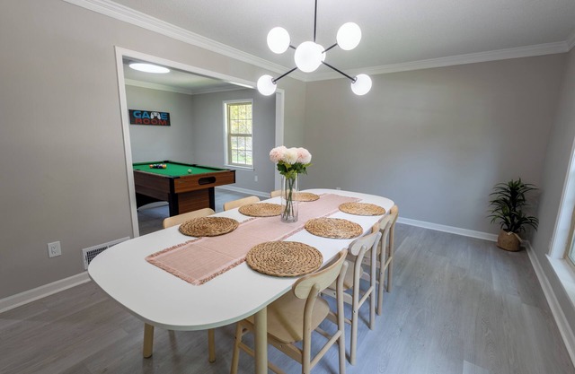 Spacious home Fully renovated with a huge pool!