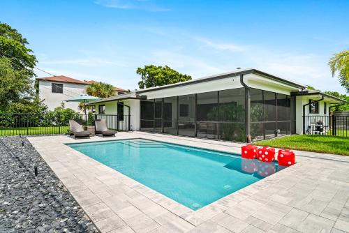 Private Pool Retreat, Tranquil Near Dt & Beach