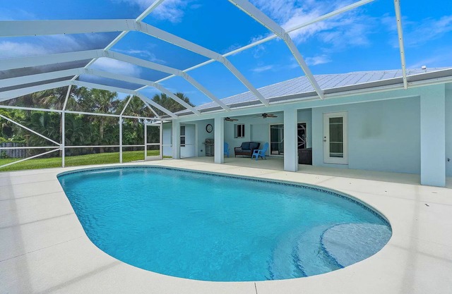 Private Pool & Steps to Ocean: Island Beach House!