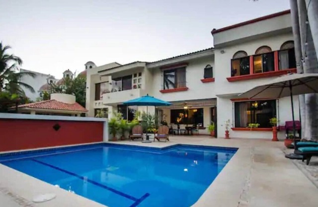 Private Pool Villa 4 Bed, Golf