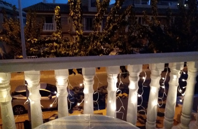Terrasse ensoleillée privée sur le toit, vue sur la mer, exposition sud, WiFi et climatisation