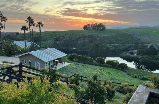 Ranch privé avec une vue imprenable, à 20 min du centre-ville de SB et à 18 km de UCSB