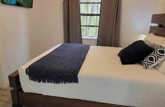 Private Relaxing Studio - Weston