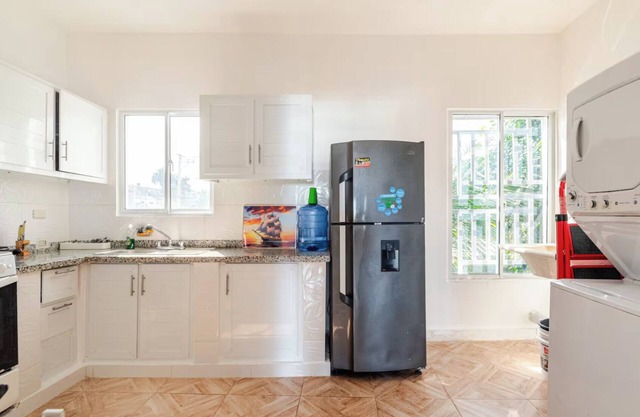 Private Residence ‘Nueva Nagua’ - King Bed with AC, WiFi & Hot Water