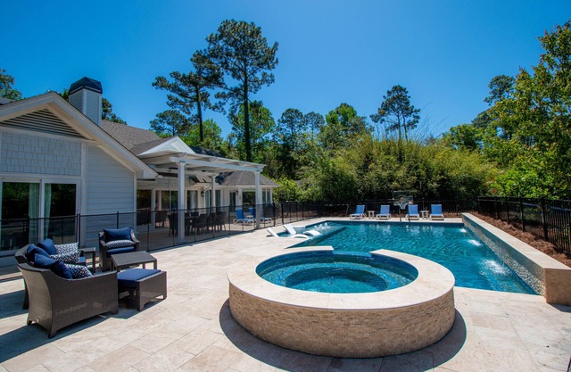 Maison 5BR / 5BA entièrement rénovée dans une communauté fermée sur l'île Hilton Head