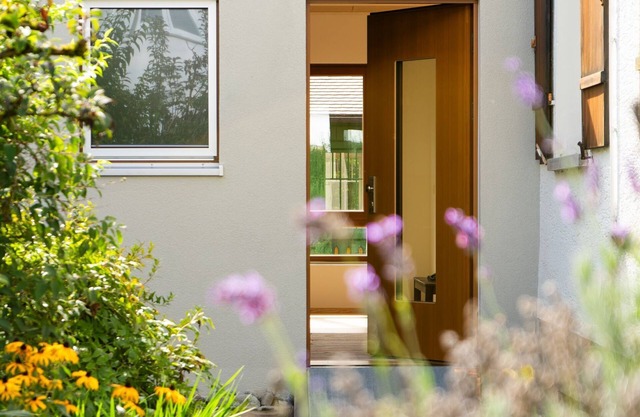 Private room Haus Lebherz - Double room Bett & Blume Haus Lebherz, shower/WC, 20 sqm, ground floor