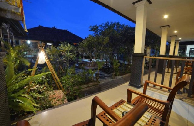Chambre privée à Balinese House, Poppies Lane, Legian, Kuta, près de la plage (SNTH)