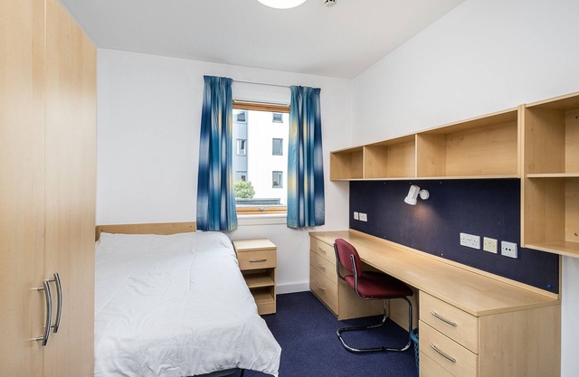 Private Room In Gillingham