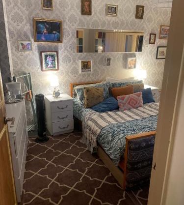 Private room. In zone 2 in Cousy flat