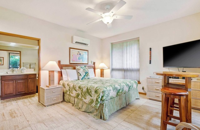 Private Single-Story Shores Golf Villa 19 - Studio