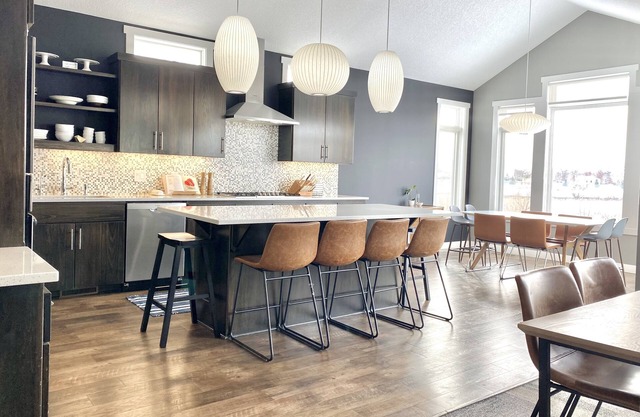 Private, Spacious, Modern Home in Blaine — w/ Pool Table, Sleeps 13+