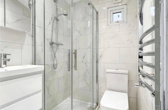 Private studio Apartment/Flat in London