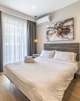 Private studio room 43 with kitchenette and private bathroom
