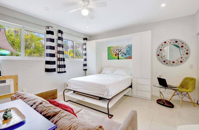 Studio in Las Olas near FL Beach