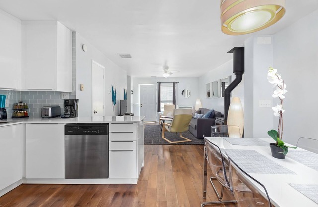 Private UNC Townhome with Parking & 2 Bedrooms