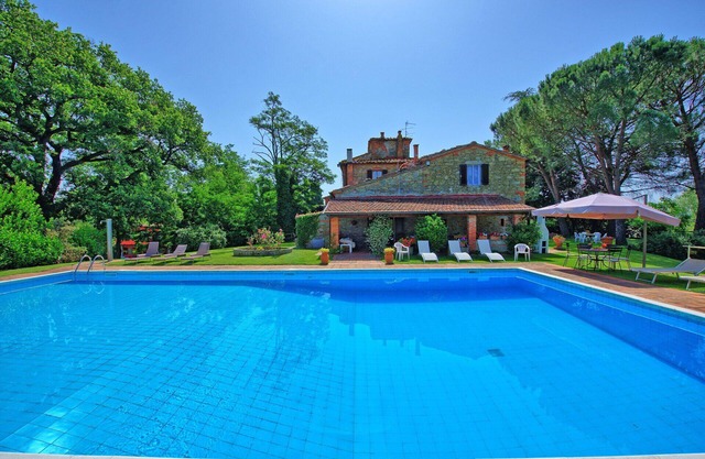 Maison de vacances privée avec piscine privée, WIFI, TV, patio, vue panoramique, près de Arezzo
