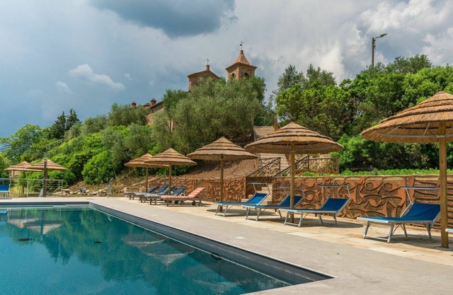 Maison de vacances privée avec piscine privée, WIFI, climatisation, TV, animaux admis, parking