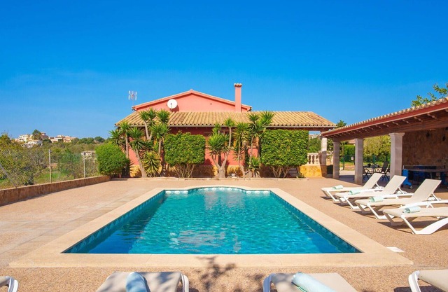 Magnifique maison de vacances privée avec WIFI, piscine privée, climatisation, TV, balcon, parking