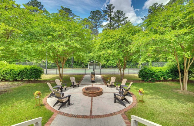 Private Walterboro Estate w/ Deck + Fire Pit!