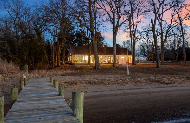 Private Waterfront Paradise w/ Pier - Kayak to Historic Chestertown!