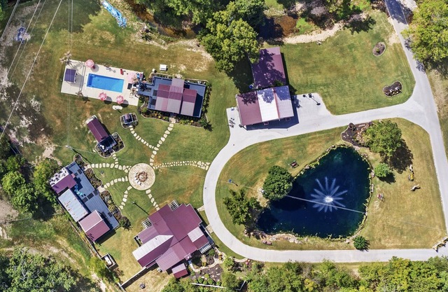 Private Wildcat Creek Getaway W/ Pool & Hot Tub on 6 Acres