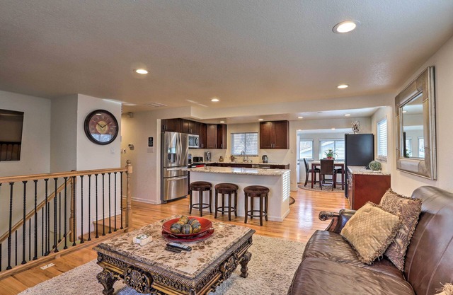 NOUVEAU! Northglenn House w / Yard Minutes de Denver!