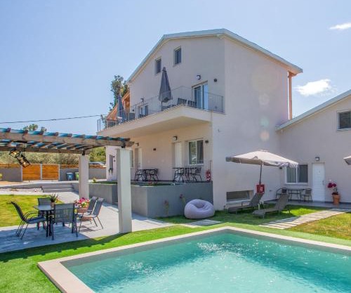 Privileged villa
