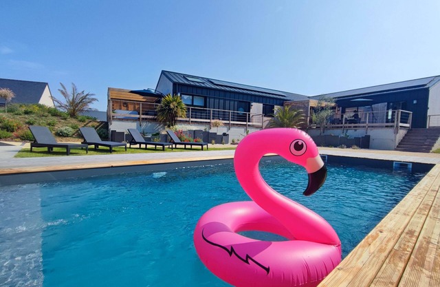 Proche Mer - Gîte Keremma 6 personnes - piscine et spa privatif
