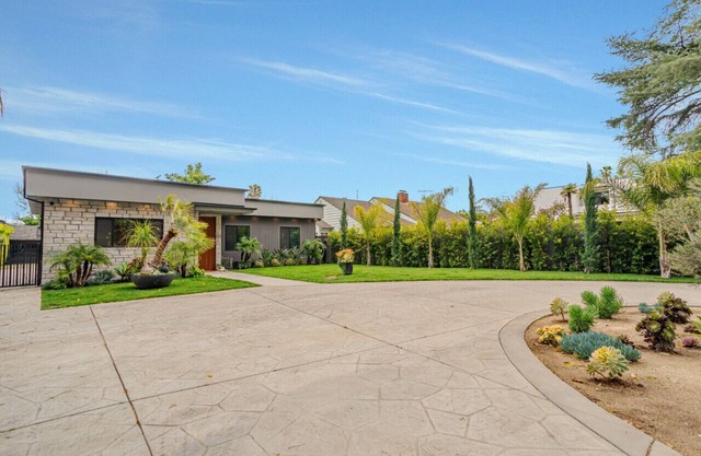 Production and Events only Modern luxury house with pool