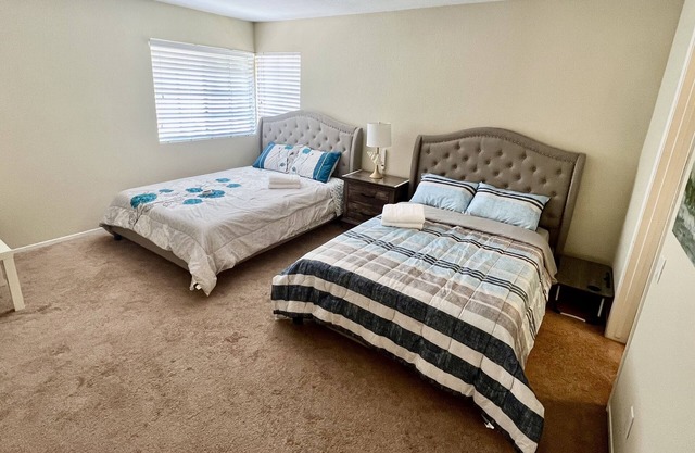 PROMO 15% WEEKLY / 30% MONTHLY DISCOUNT Cozy Vacation TownHouse 3bds with 2 bath