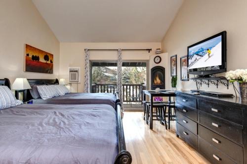 Prospector Lodge 732 by Moose Management