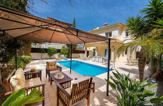 Protaras Villa Athamas Blue