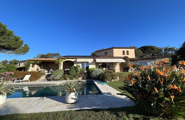 Villa provençale, piscine, vue mer calme absolu, vieux village de Biot