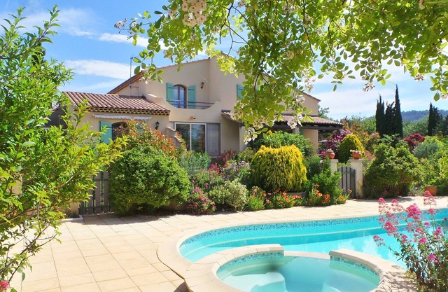 Provence/Luberon - Villa indépendante avec piscine et jacuzzi (8 pers.)