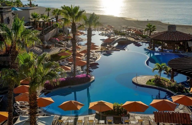 Pueblo Bonito Sunset, Jr. Suite, Sleeps: 1~4 . 5-Star Resort
