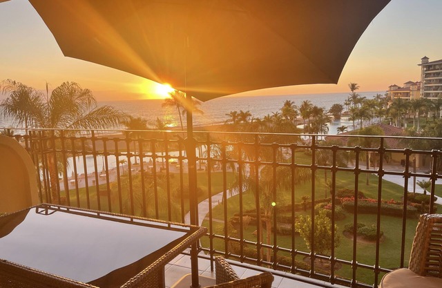 PUERTO VALLARTA WATERFRONT BAY VIEW GRAND