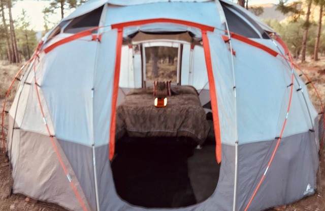 Pull in, Eat, Party, Relax, Sleep, Pull out. Futon Couch, padded floor. Sleeps 6