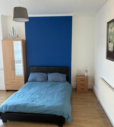 Pure Edge beach guest house with Sea view