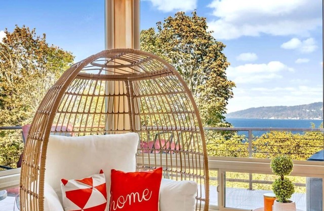 Purple House w/ Water View | 3 Decks | Gym | UW