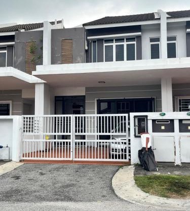 Puteri Elaisha Homestay
