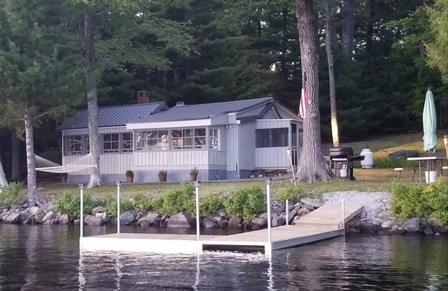 Pittoresque chalet sur l'eau